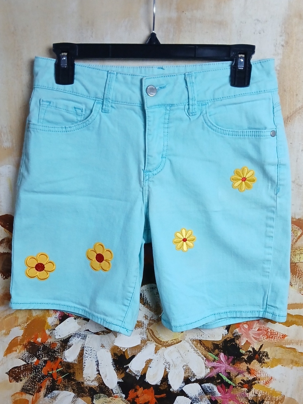 Riders by Lee Upcycled Embroidered Turquoise Shorts Size 26